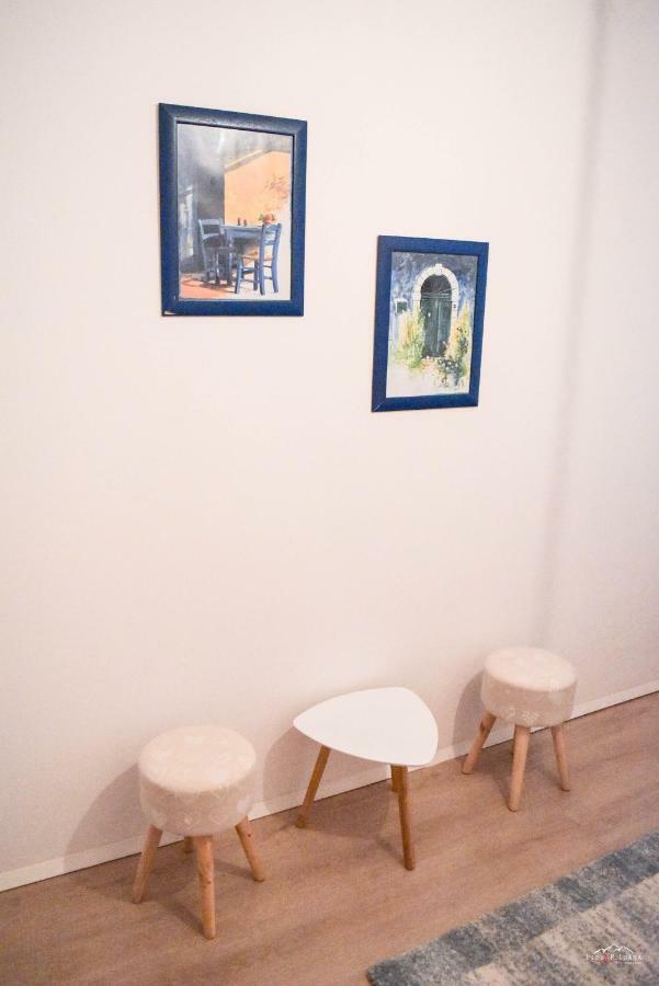 Apartment Spacious And Cozy 3bd+terrace Couples Timişoara