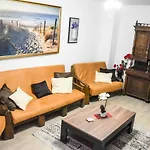 Spacious And Cozy 3Bd+Terrace Couples Apartment